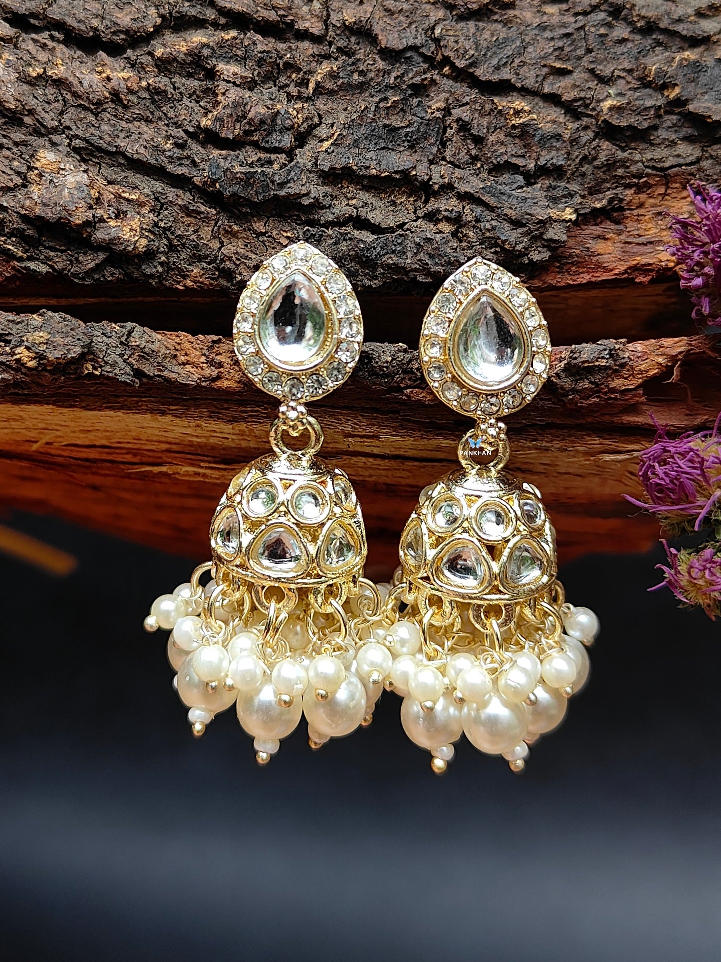 Beautiful kundan jhumka stone earrings