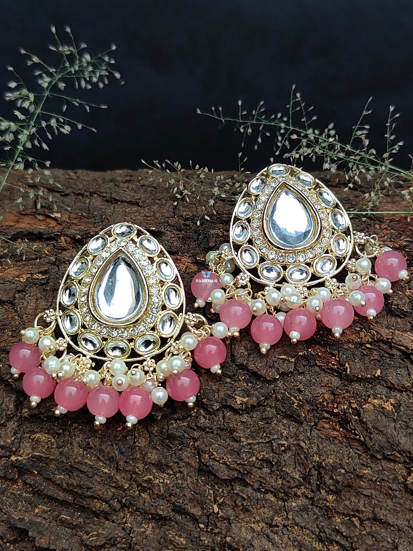 Beautiful kundan leaf shaped earrings