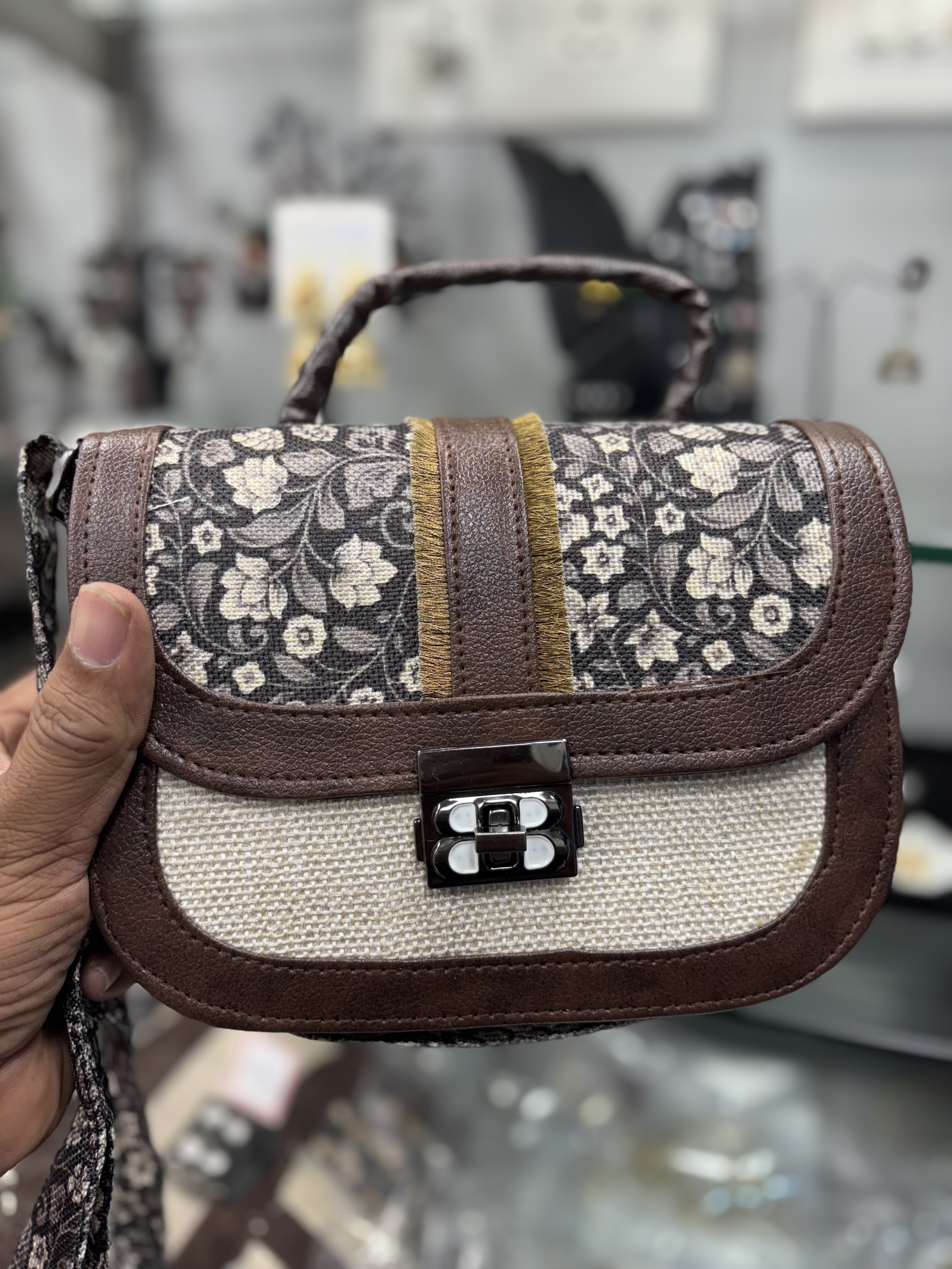 Mid belt small bag